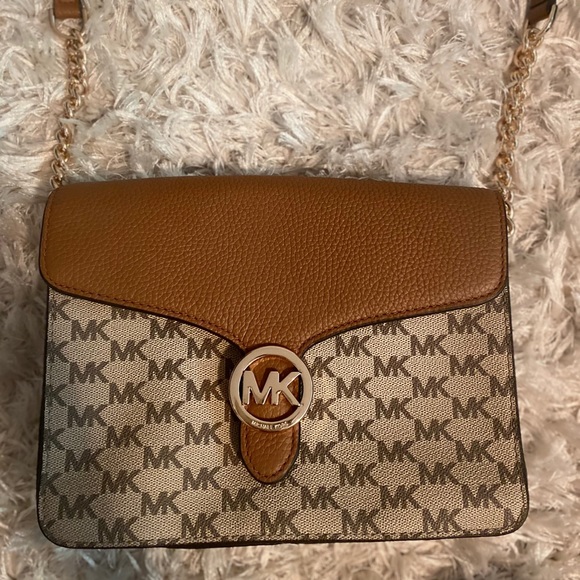 michael kors crossbody bag - Picture 1 of 3